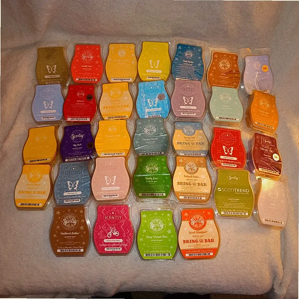 NEW SCENTSY WAX MELTS 3.2 OZ. CHOOSE YOUR SCENT