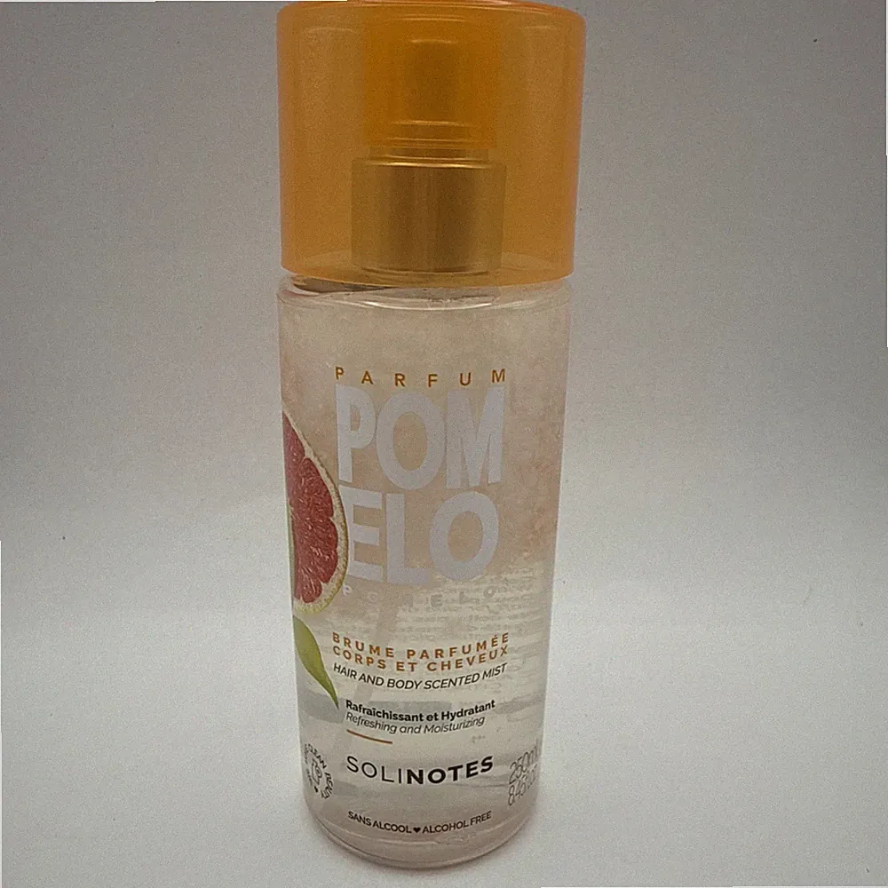 Solinotes Pomelo Hair & Body Mist Citrus Grapefruit Scent 250 mL 8.45 Fl Oz READ